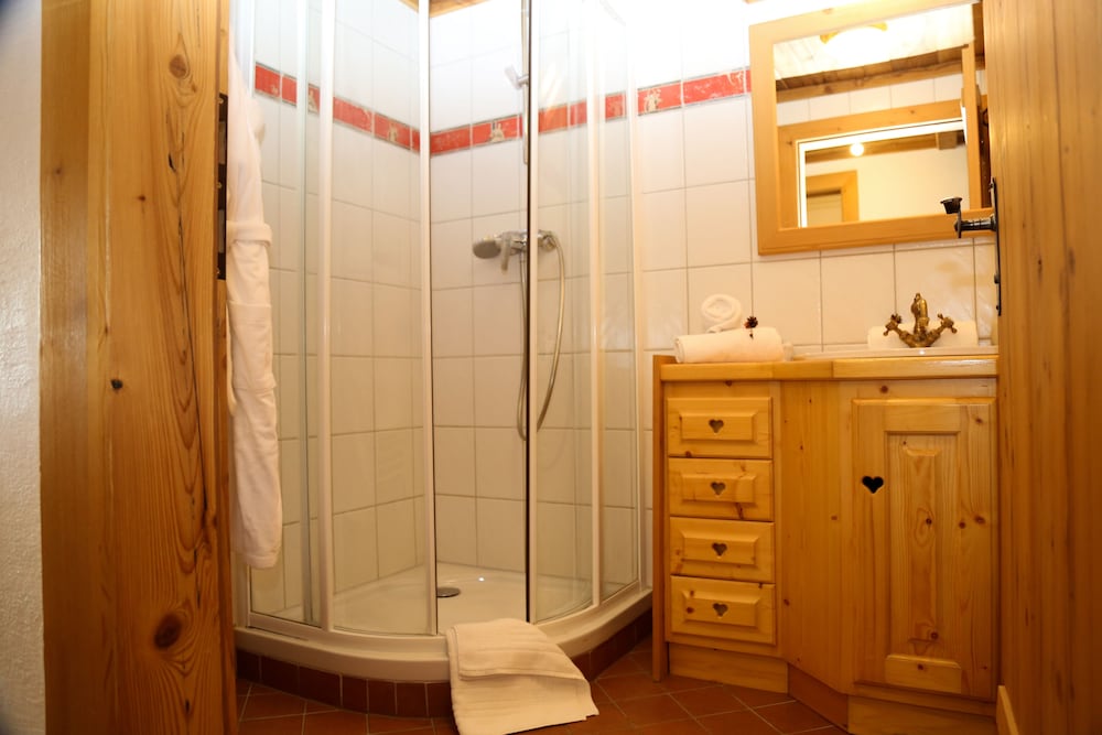 Apartment (Le Petit Mont Blanc) photo 2