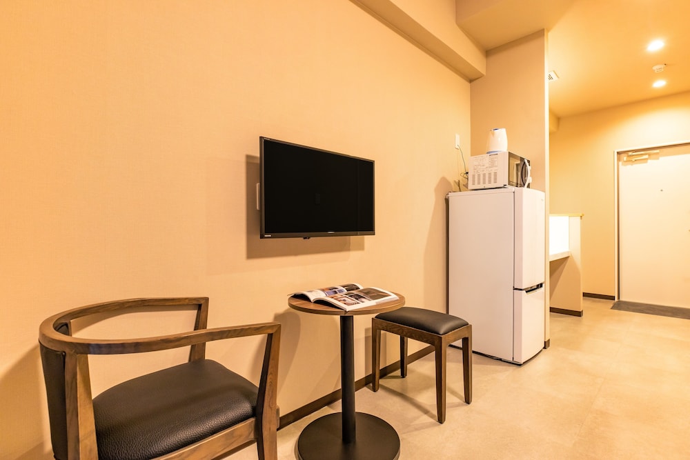 Standard Twin Room - Photo 10