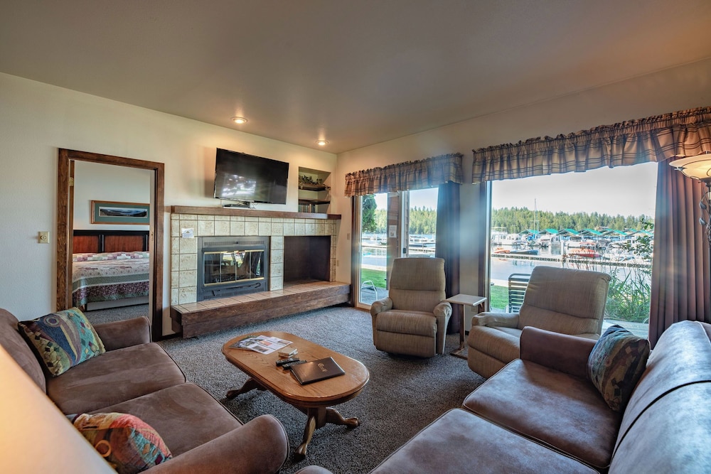 Comfort Suite, 2 Bedrooms, Lakeside photo 1