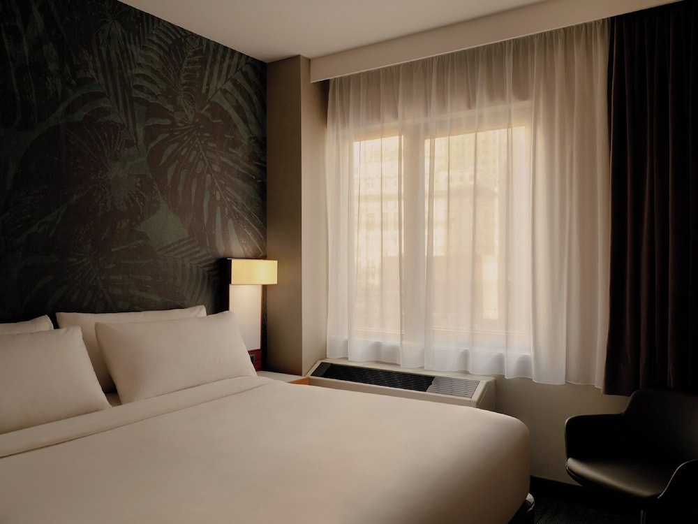 Room, 1 King Bed