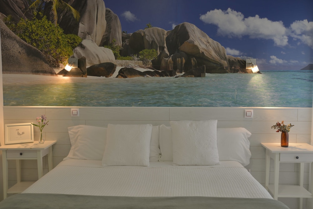 Panoramic Double Room, City View photo 3