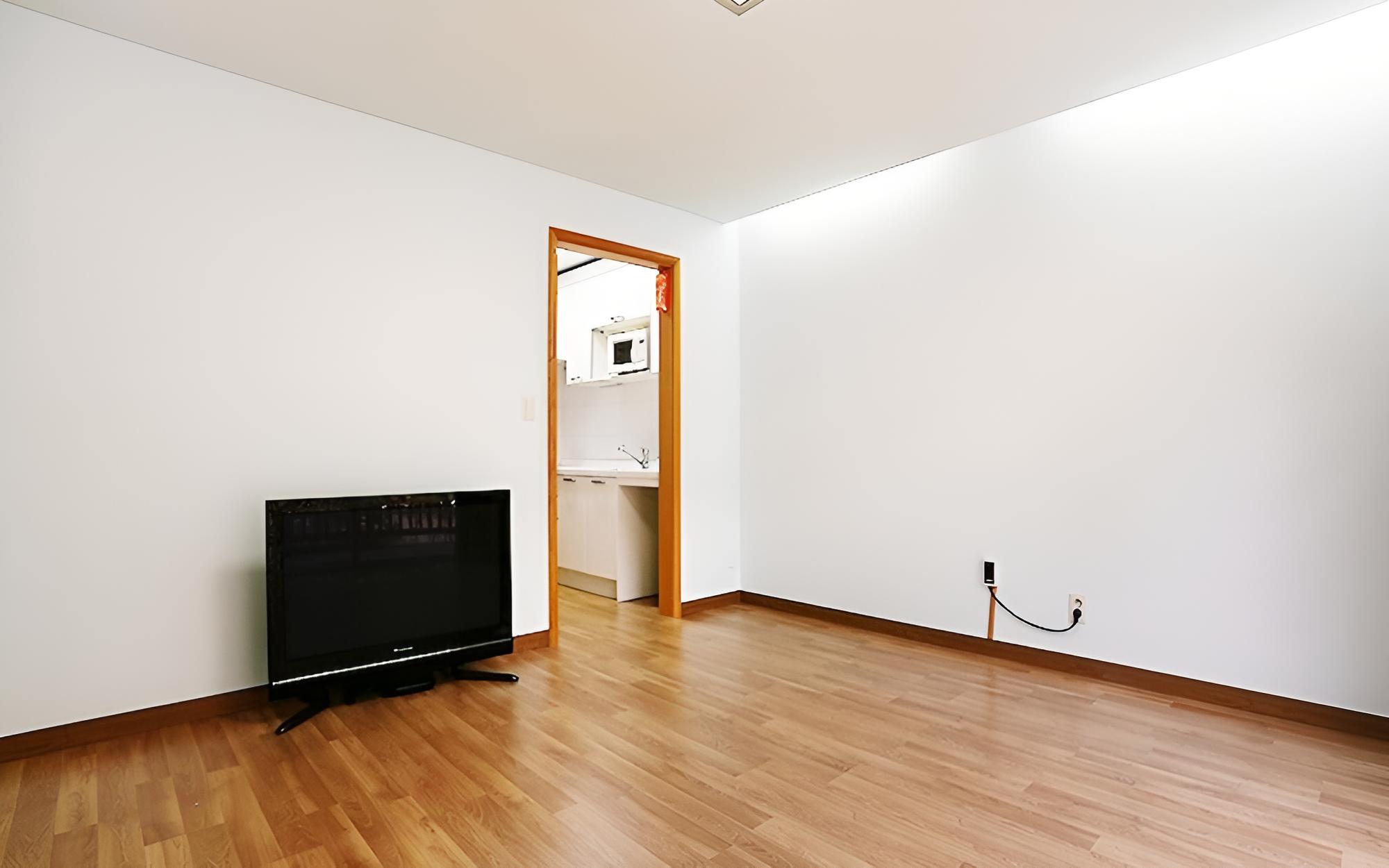 Room (No 102) photo 2