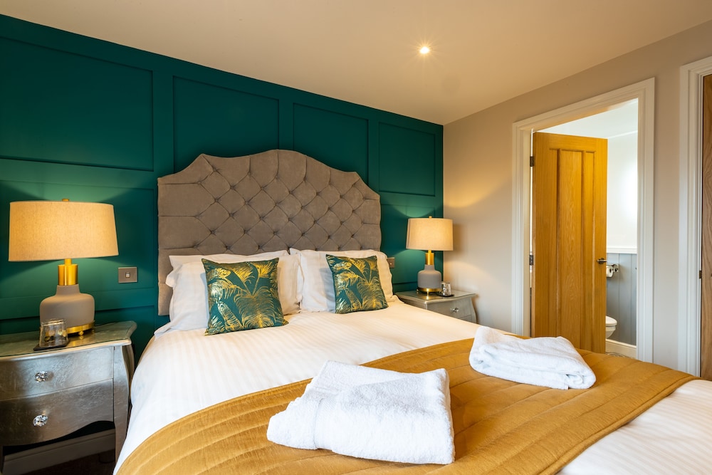 Family Suite, 2 Bedrooms, Non Smoking, Garden View, photo 6