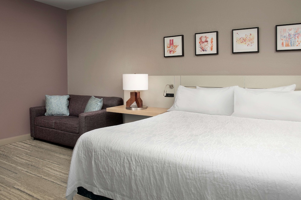 Junior Suite, 1 King Bed - Photo 1