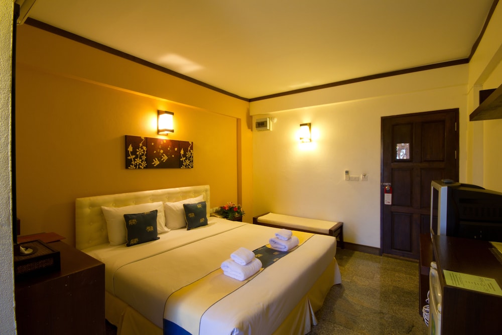 Standard Double Room (Shower) - Photo 2