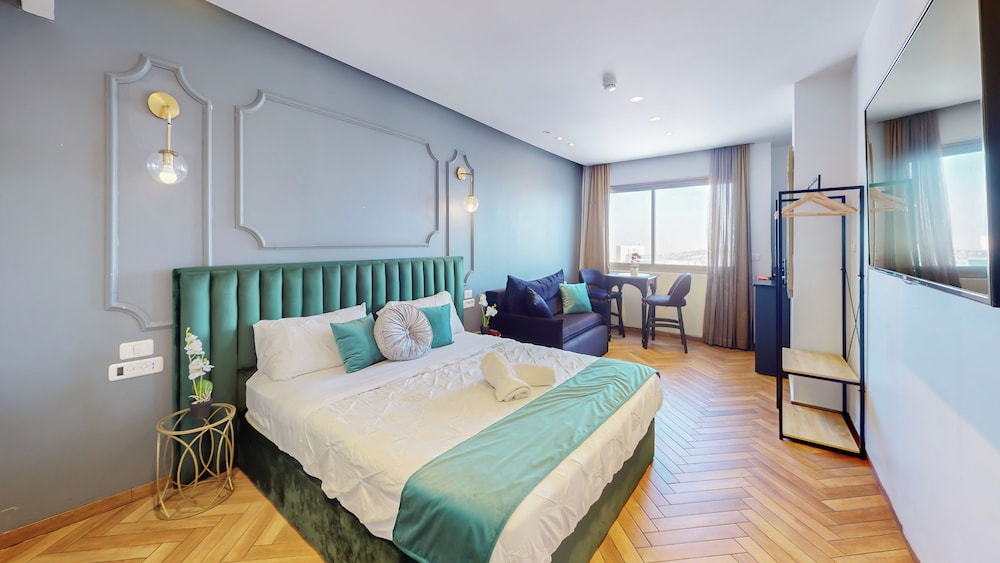 Panoramic Double Room, City View, Tower