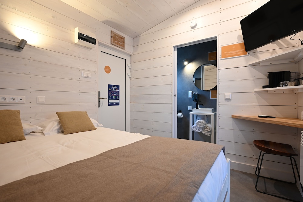 Lodge Cozy