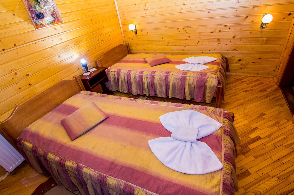 Standard Twin Room, Balcony photo 3