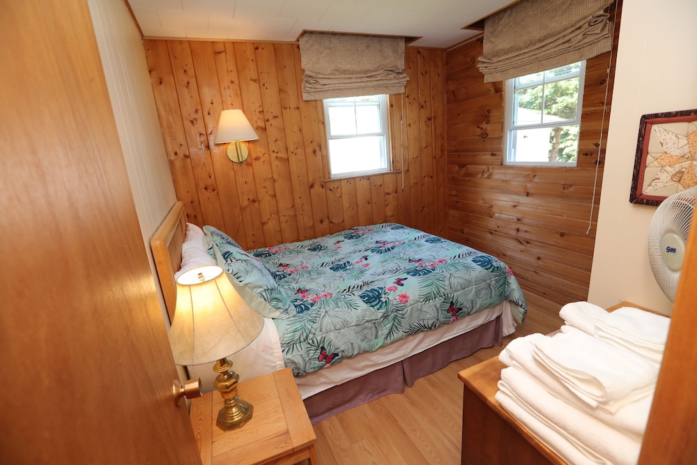 Queen Suite, 2 Bedrooms photo 2
