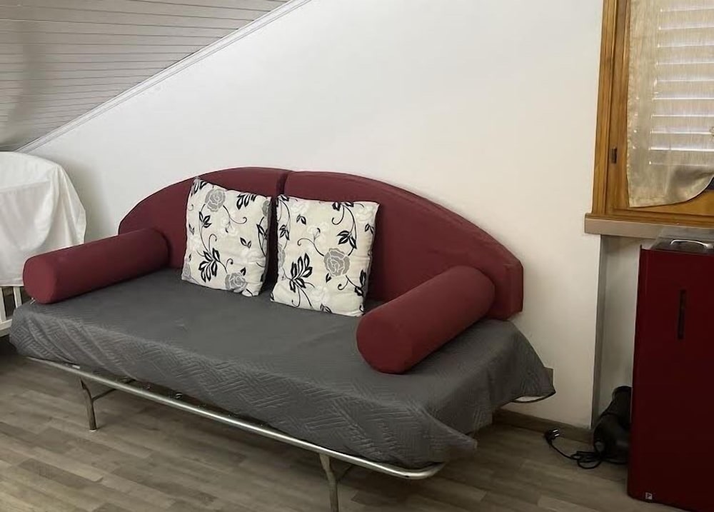 Classic Loft, 2 Bedrooms, Sea View photo 1