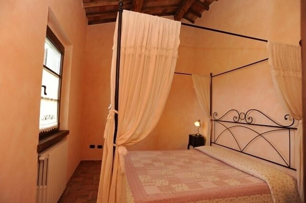 Romantic Apartment, Valley View photo 2