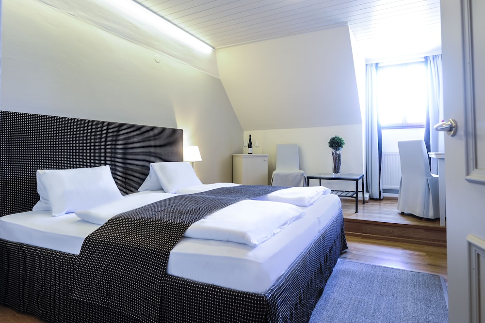 Classic Double Room - Photo 3