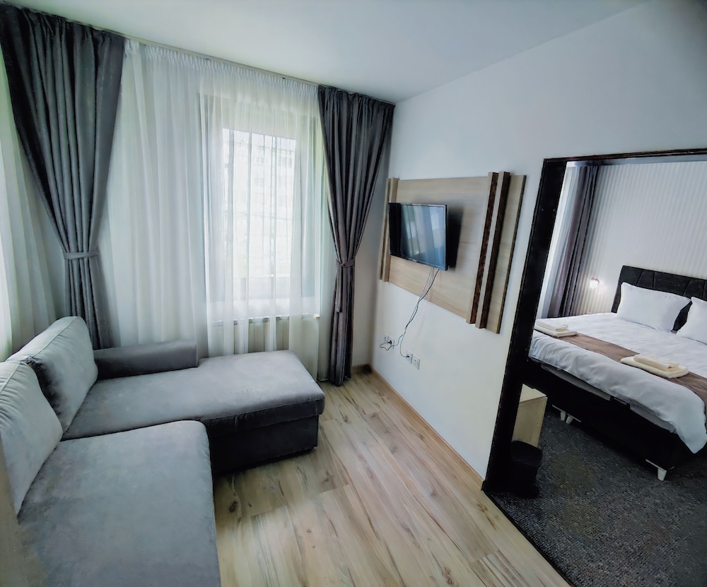 Classic Studio Suite photo 1