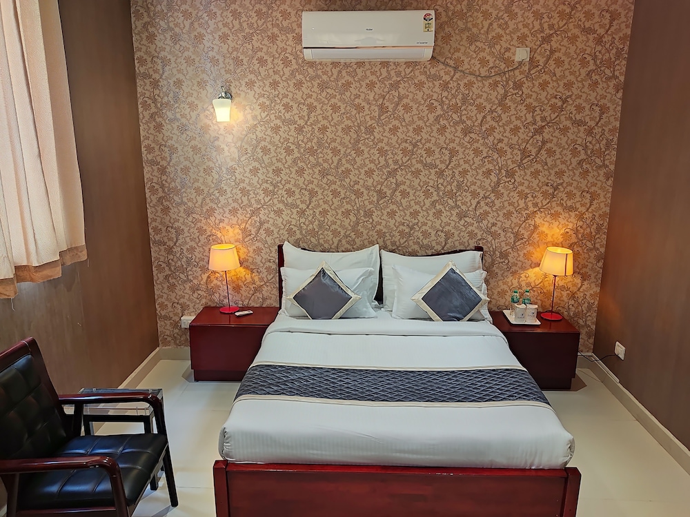 Deluxe Suite, Garden View