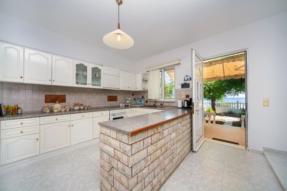 House , 2 Bedrooms, Sea View, with Garden (Melathron 3) photo 3