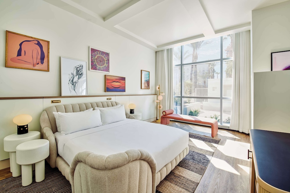 Grand Room, 1 Bedroom (opal, King, Two-story Villa)