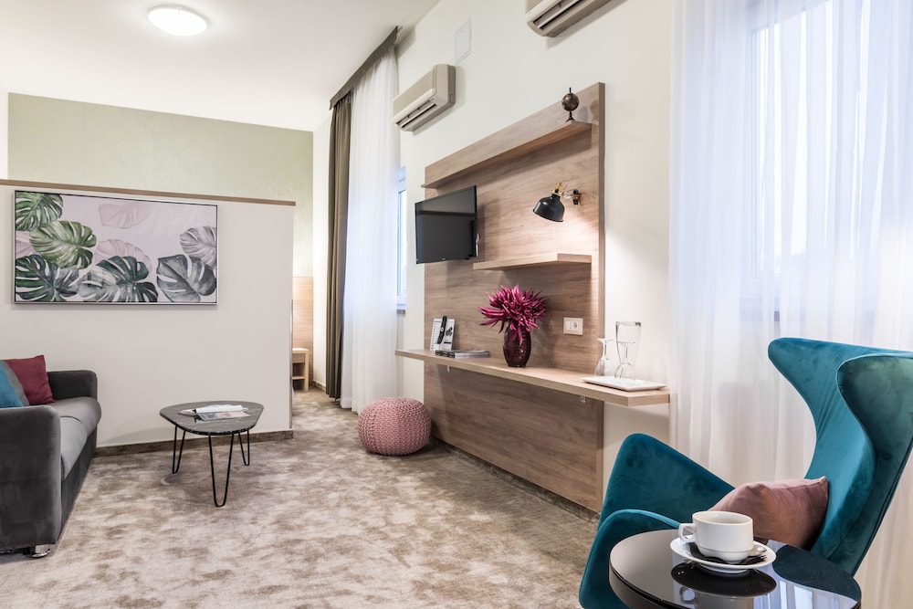 Standard Apartment - Photo 7