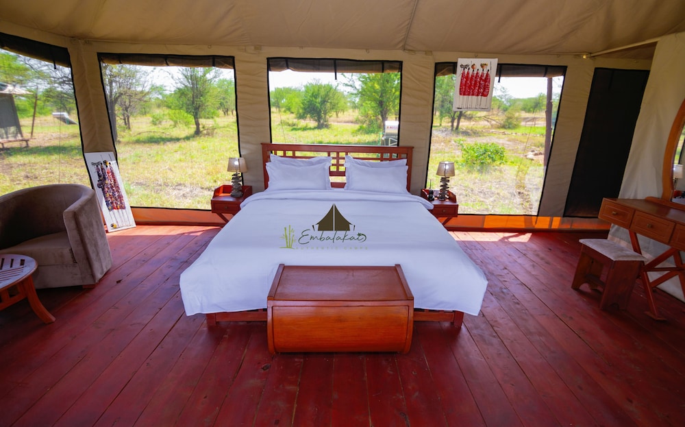 Deluxe Tent (Double) photo 1