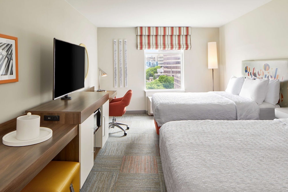 Room, 2 Queen Beds, Accessible (Hearing) - Photo 2