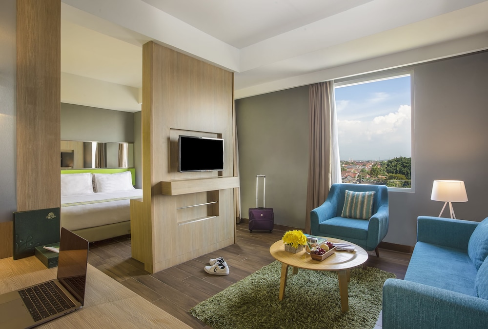 Suite (Breakfast for 2 Pax) photo 1