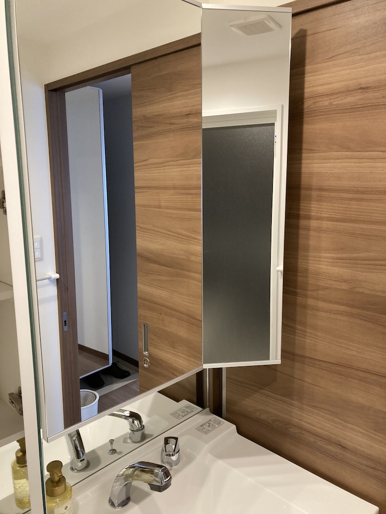 Standard Suite - Photo 4