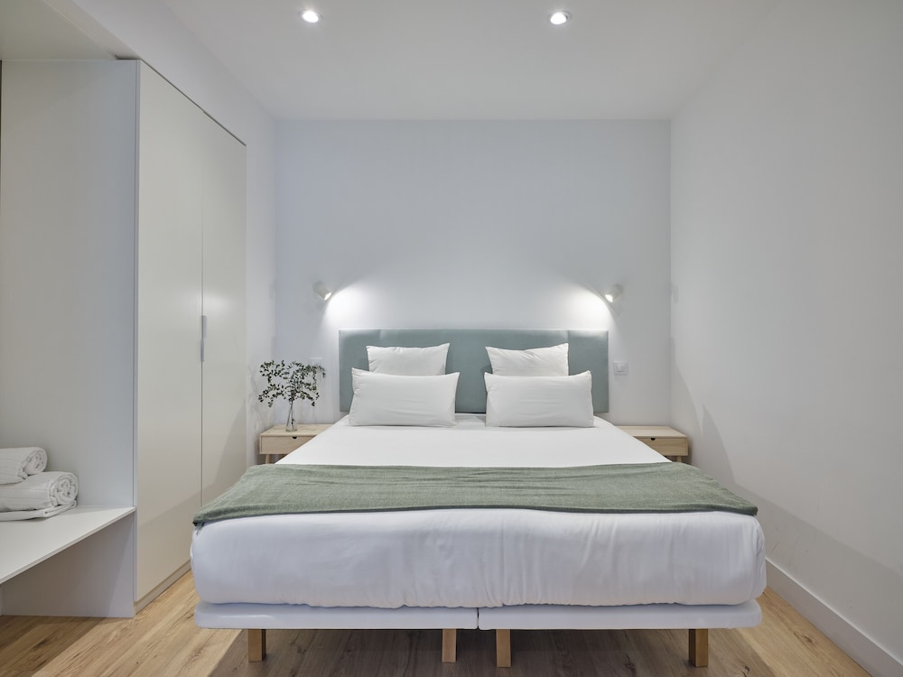 Executive Apartment - Photo 4
