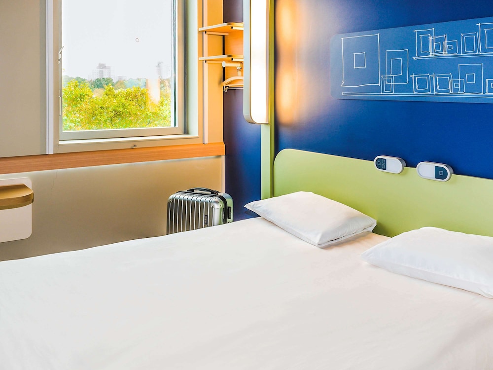 Double Room - Photo 7