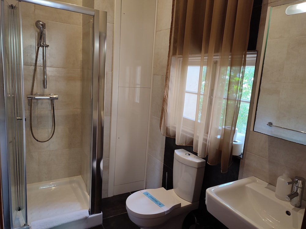 Single Room in Shared Comfort Apartment photo 2