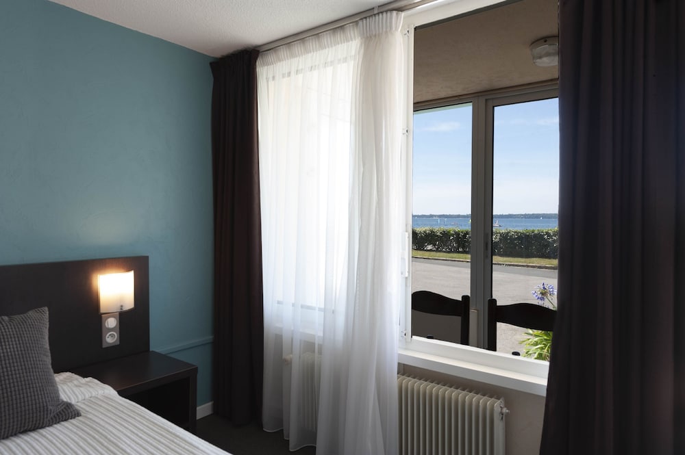 Standard Twin Room, 2 Twin Beds, Sea View - Photo 3