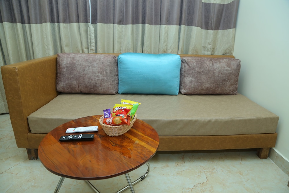 Luxury Room - Photo 10