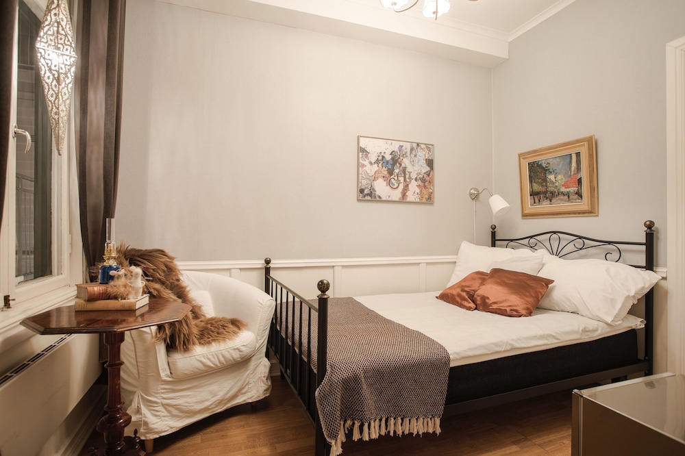 Comfort Single Room, 1 Large Twin Bed - Photo 1