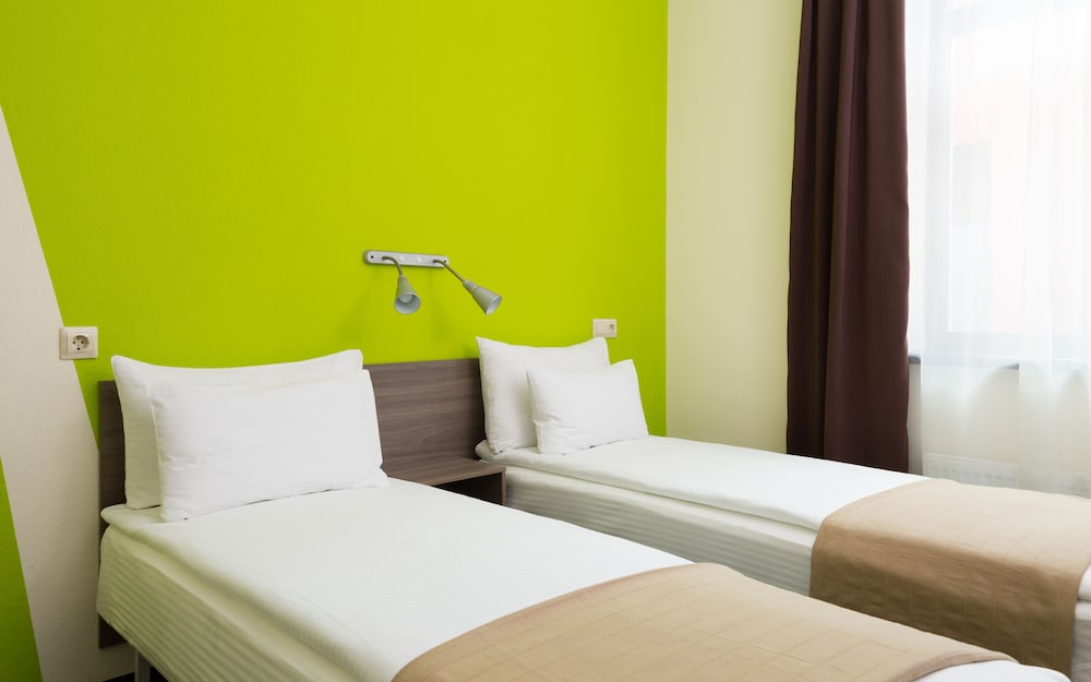 Standard Double or Twin Room photo 3