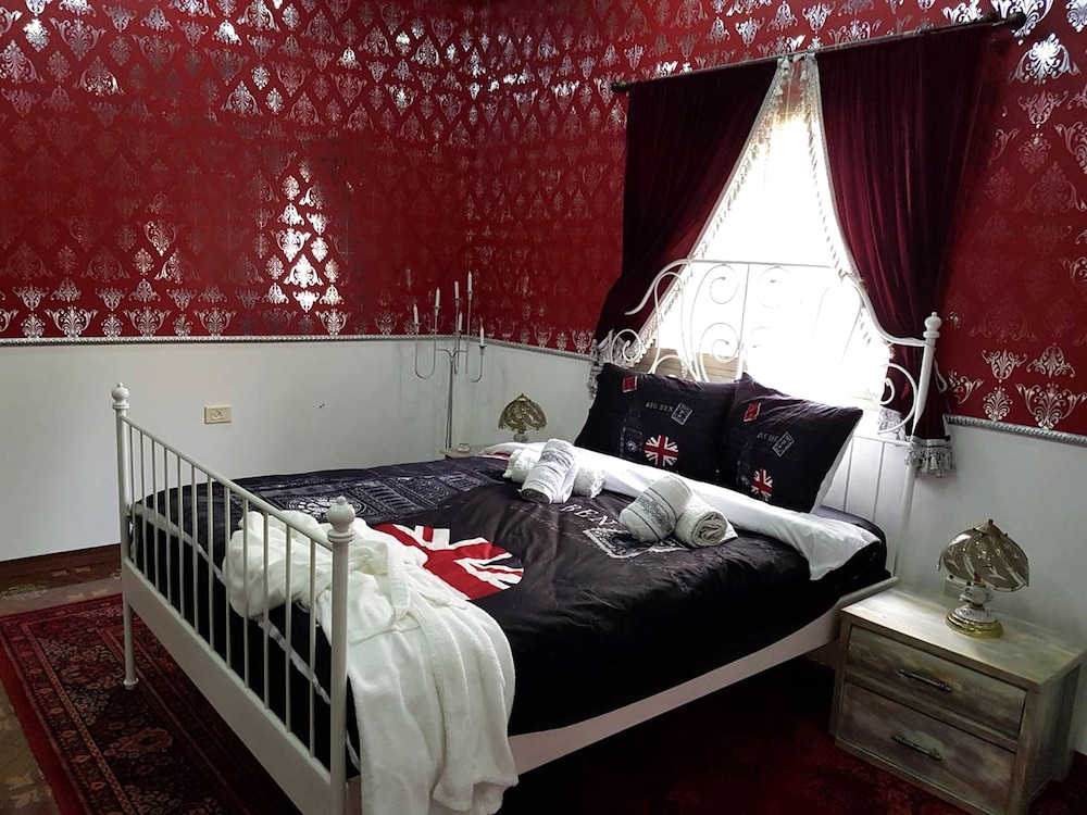 Apartment Madame de Pompadour photo 1