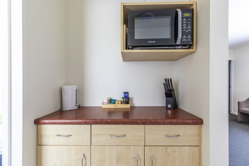 One Bedroom Unit thumbnail 6