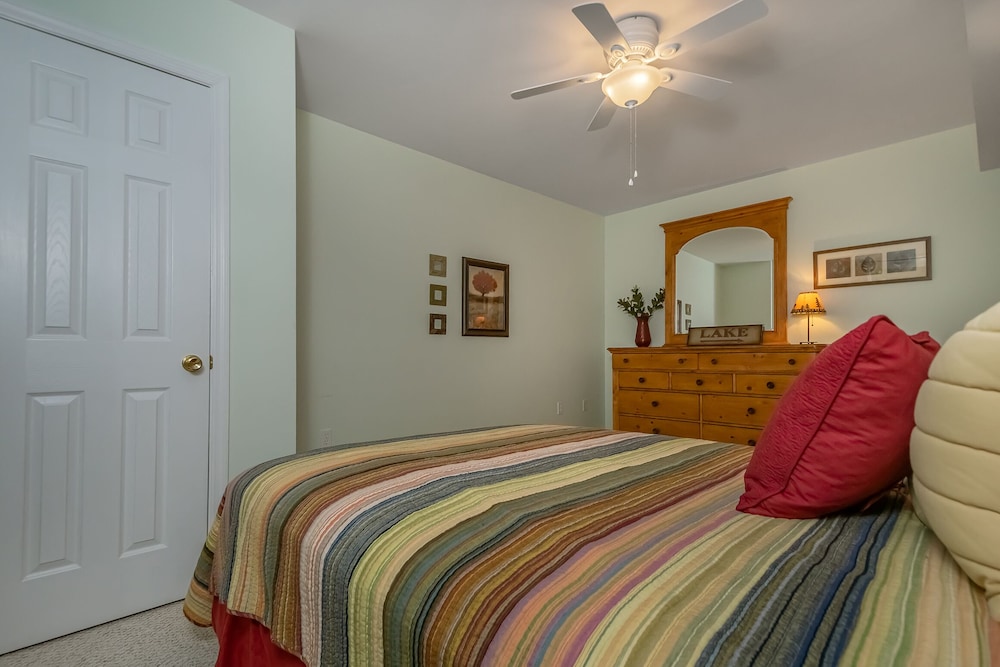 House (4 Bedrooms)