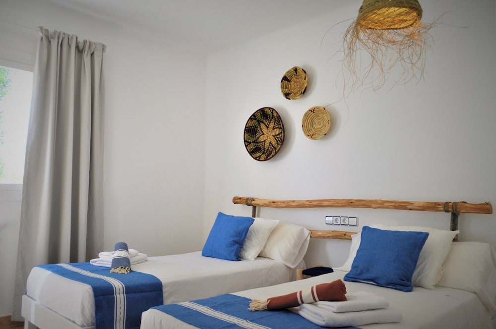 Casa, 2 habitaciones, vista al mar (1)