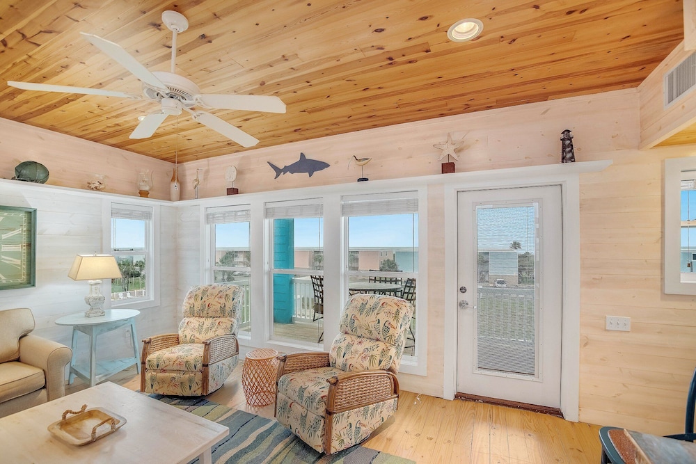 Family House, 4 Bedrooms, Pets Allowed, Ocean View