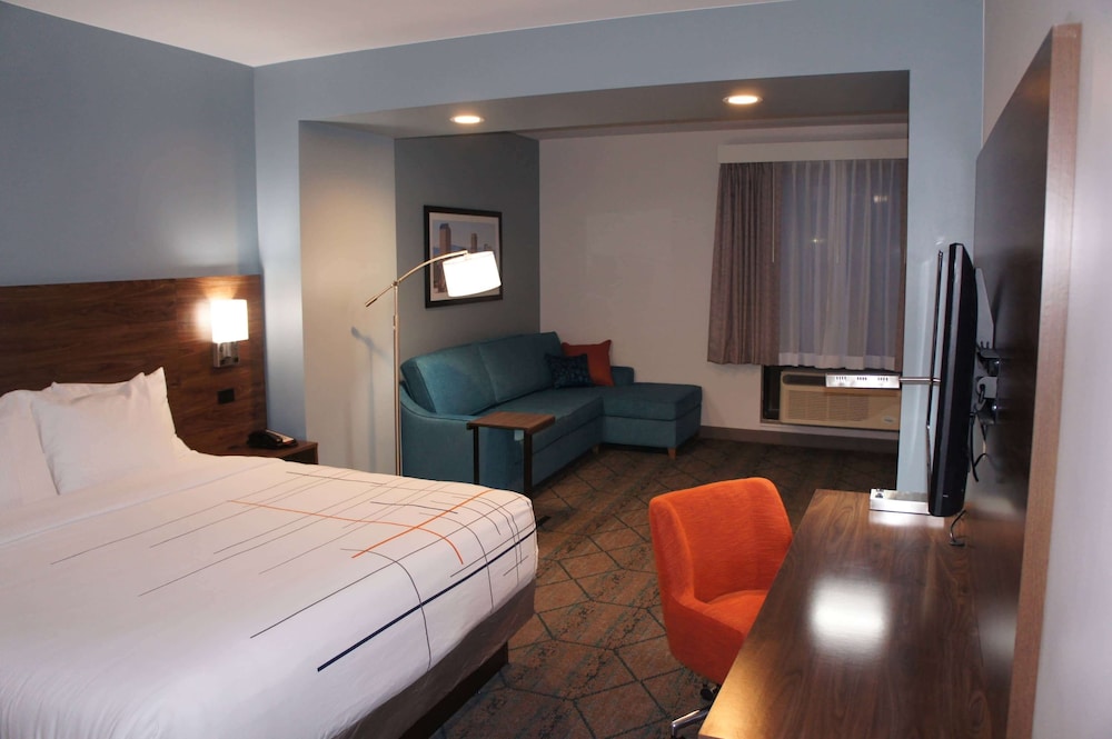 Suite, 1 King Bed, Non Smoking at La Quinta Inn & Suites by Wyndham Littleton-Red Rocks in Littleton