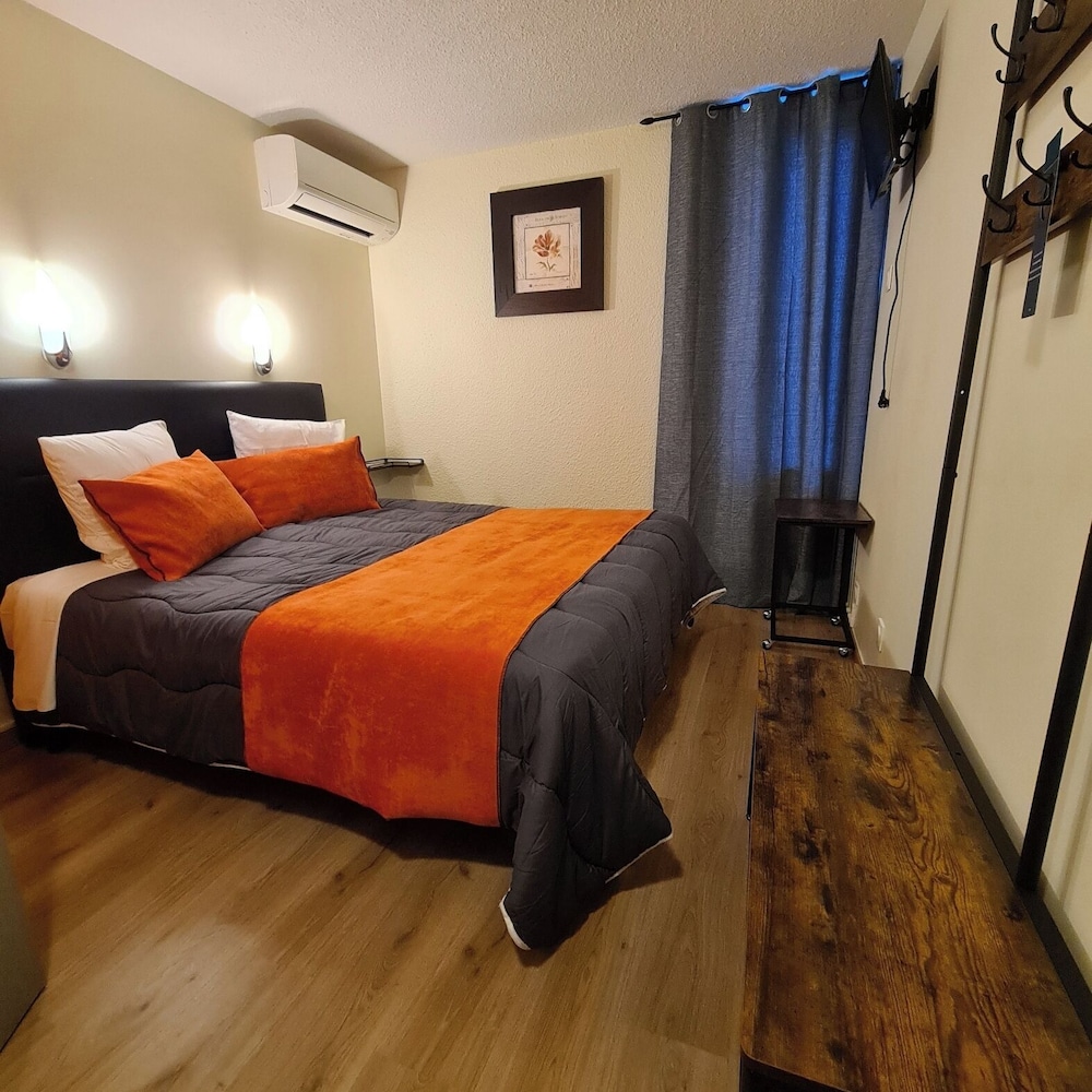 Classic Double Room - Photo 14