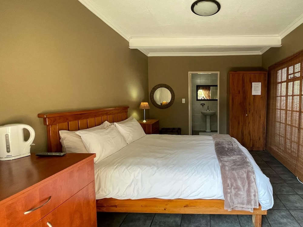 Luxury Double Room Single Use photo 2
