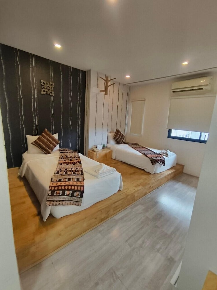 Superior Twin Room - Photo 2
