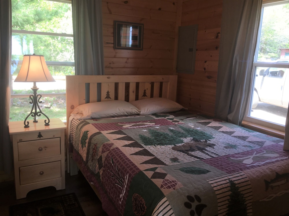 Loon's Nest Cabin photo 1