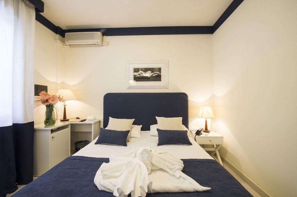 Comfort Double or Twin Room photo 2