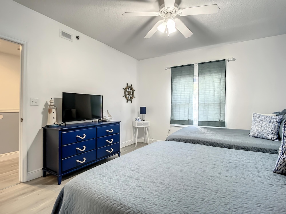 Take in the Gorgeous Sunset in This Beautiful 3 2 Condo Located in Bldg 10at Oceanwalk Ow10-205, Photo 21