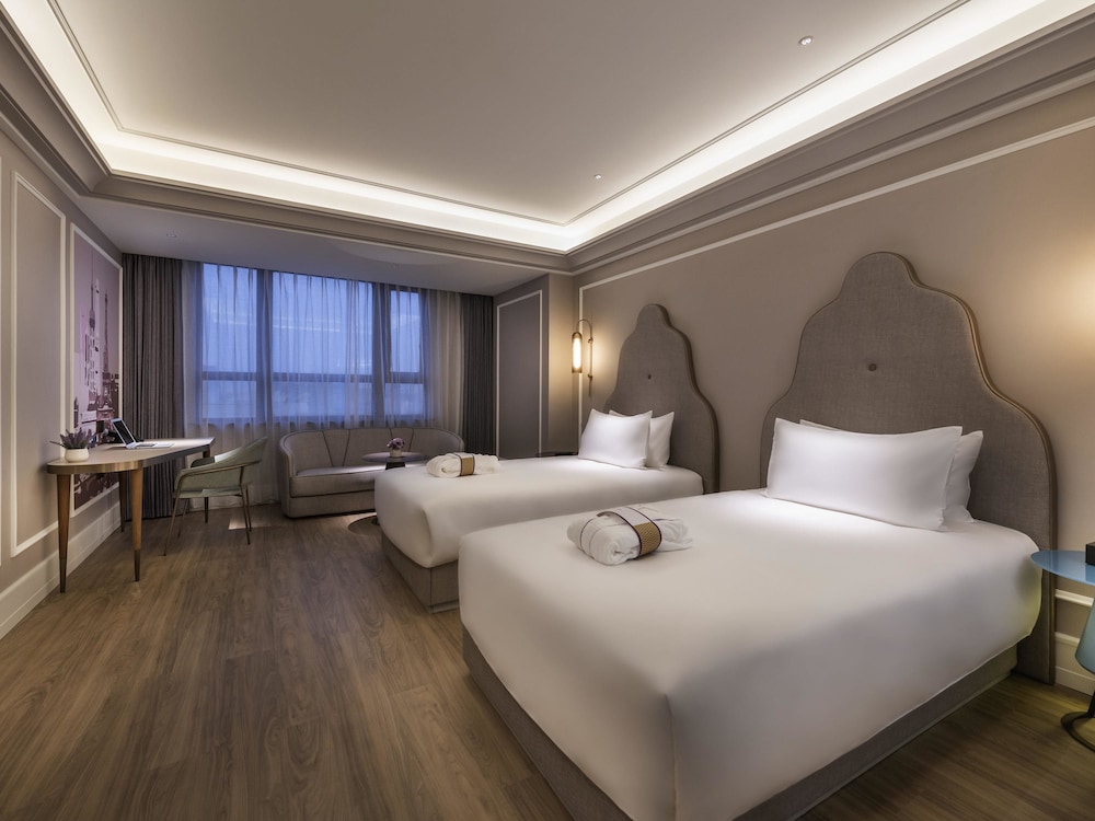 Privilege, Room, 2 Twin Beds
