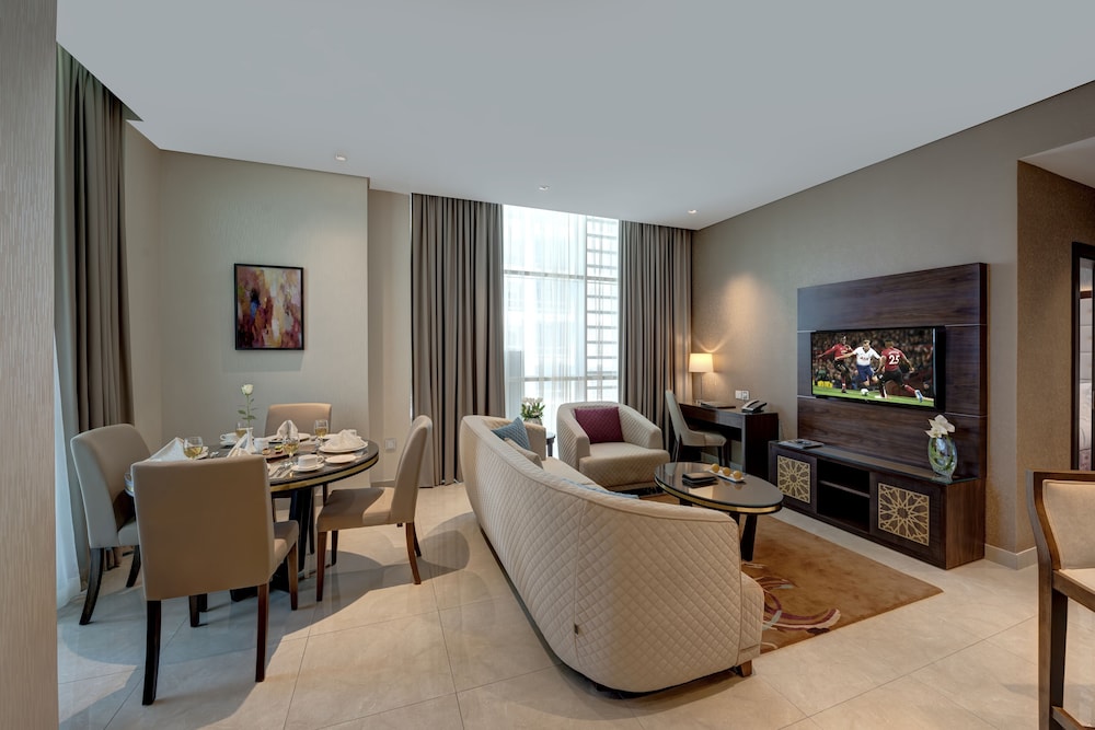 Two Bedroom Apartment Canal View