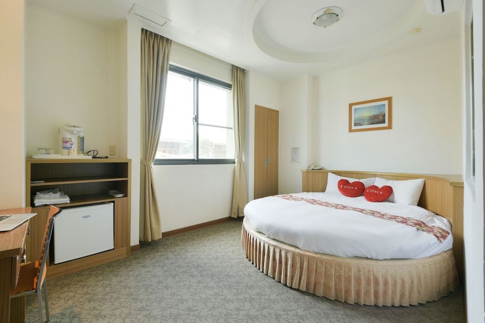 Honeymoon Double Room, 1 Queen Bed, Non Smoking photo 3