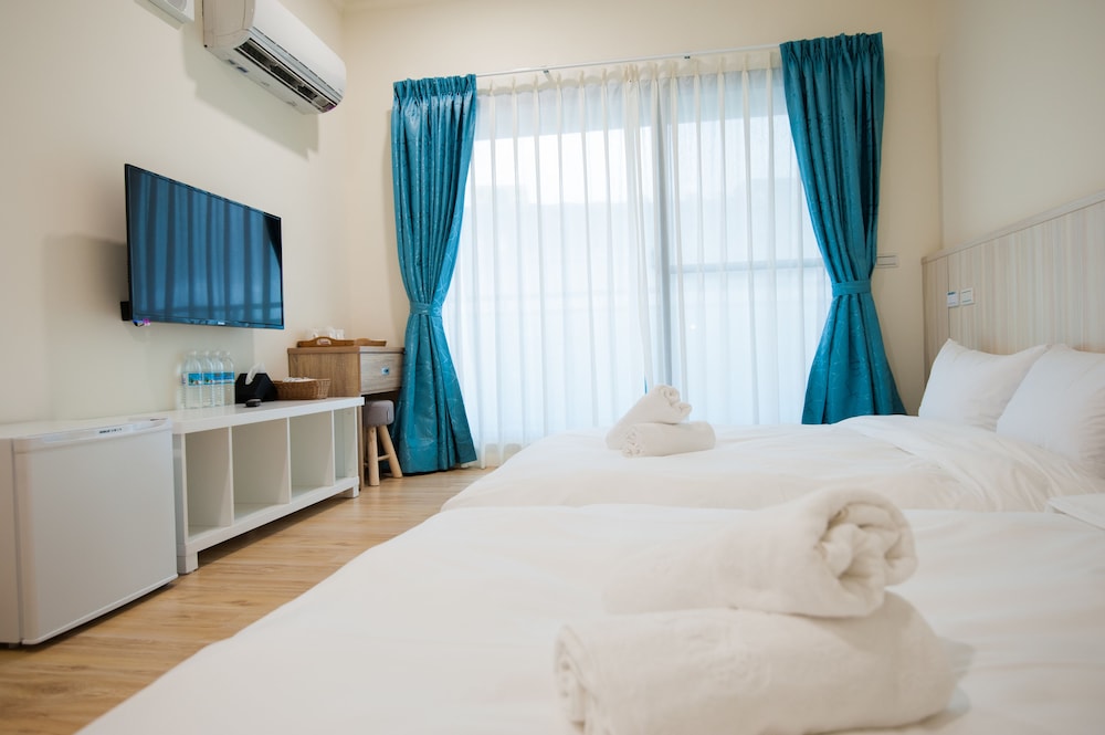 Comfort Quadruple Room (201)