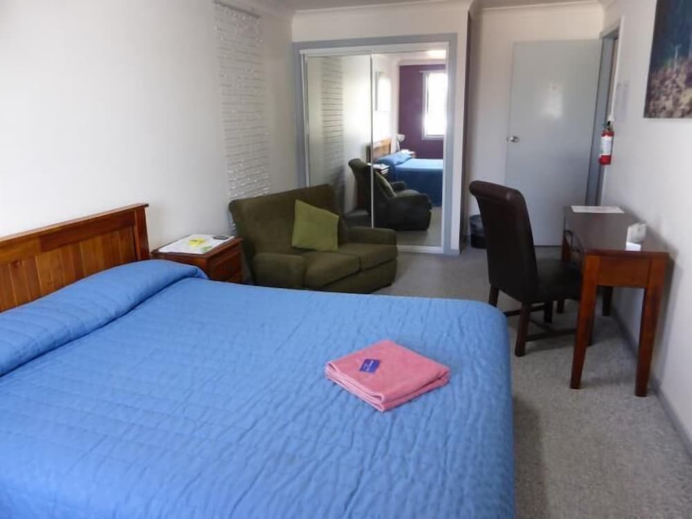 Single Room photo 1