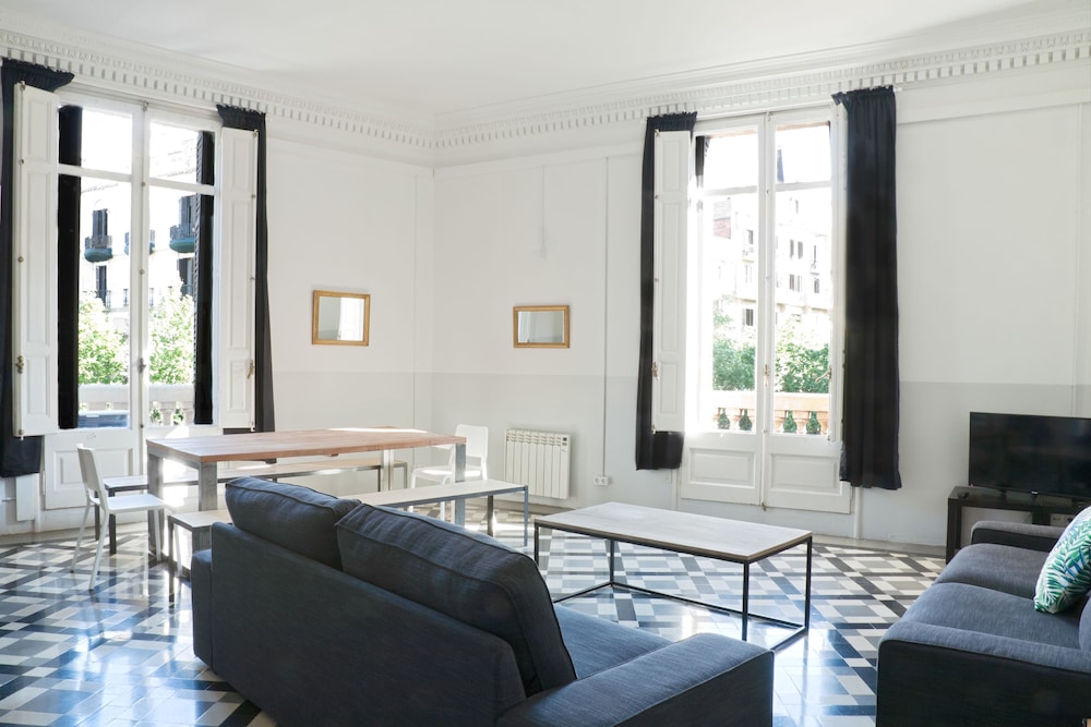 Family Apartment, 3 Bedrooms, Kitchen photo 2